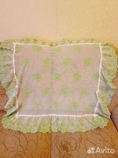Покрывало на кровать и накидка