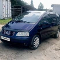 Volkswagen Sharan 2.0 MT, 2001, 305 000 км, с пробегом, цена 398 000 руб.