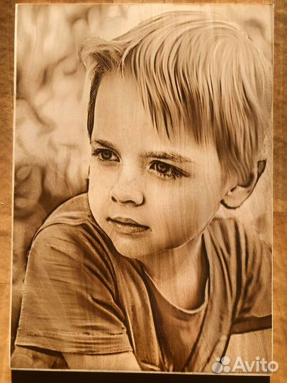 Выжженный портрет по фото на дереве Подарок