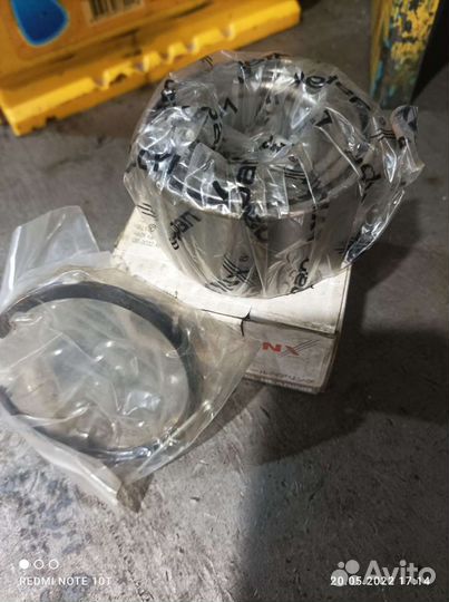 Ступичный подшипник toyota avensis