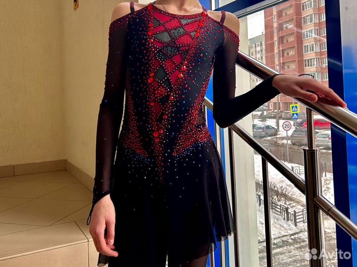 Платье для фигурного катания