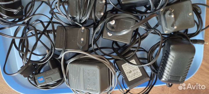 Адаптеры, кабель для компьютера, шнуры