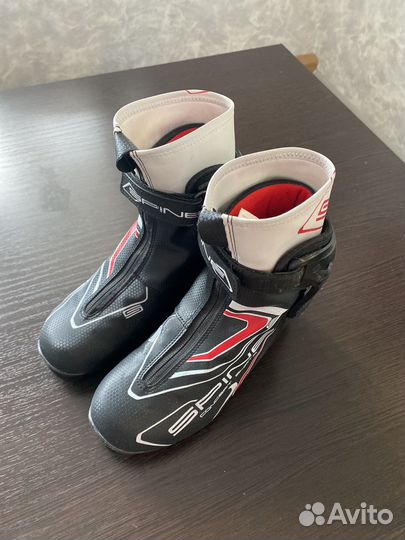 Лыжные ботинки коньковые spine 37