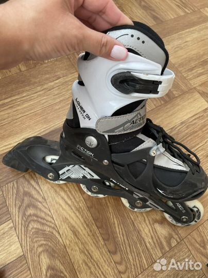 Роликовые коньки, защита, шлем