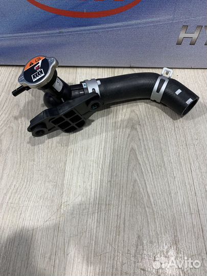 Горловина радиатора Kia RIO 4