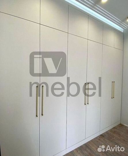 Встраиваемый шкаф