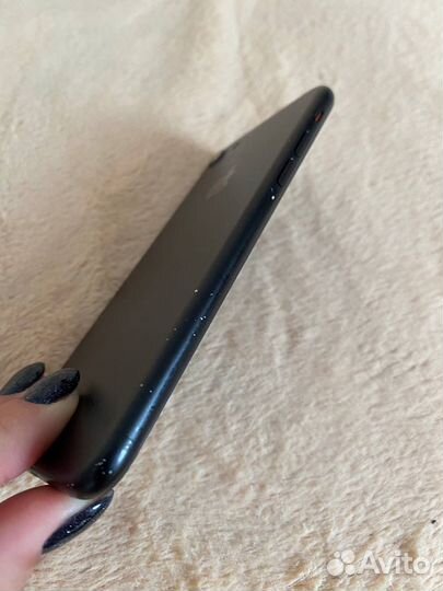 iPhone 7, 32 ГБ