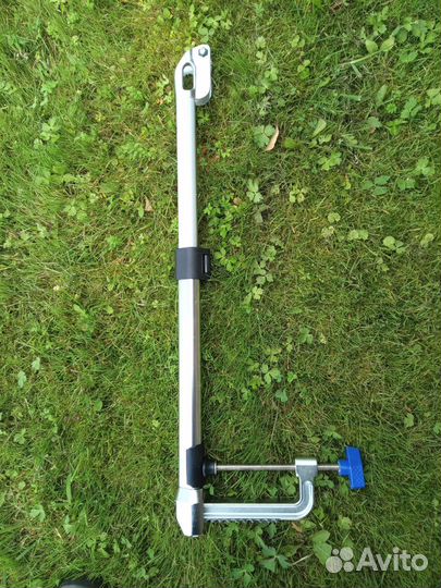 Подставка под датчик эхолота