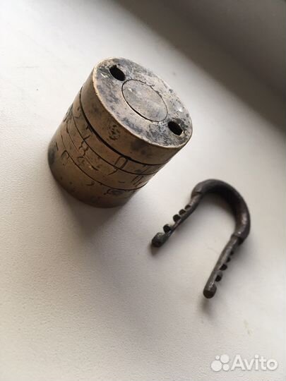 Замок кодовый старинный