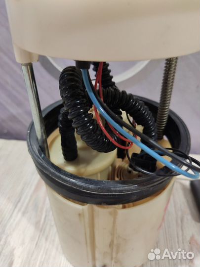 Бензонасос Топливный насос Nissan primera P12