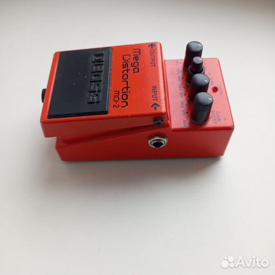 Гитарная педаль boss Mega Distortion MD-2