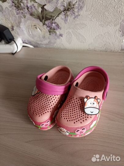 Детская обувь для девочек crocs крокс
