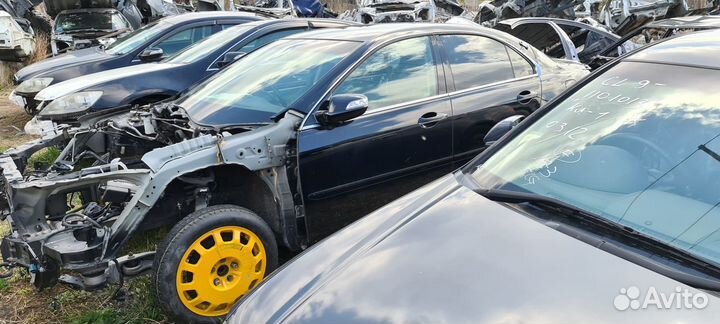 Рычаг передний нижний Honda Legend KB1, KB2