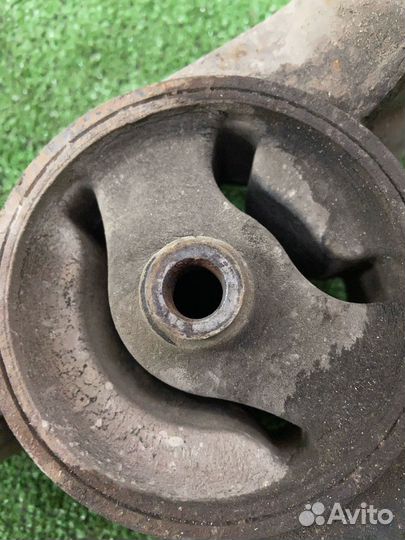 Подушка МКПП Kia Ceed ED