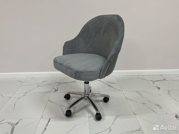 Стул на колесиках Липари, серый велюр