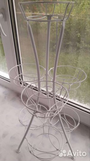 Подставка под цветы