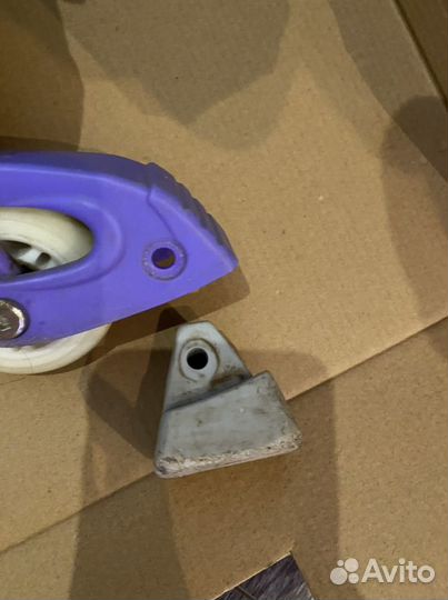 Роликовые коньки