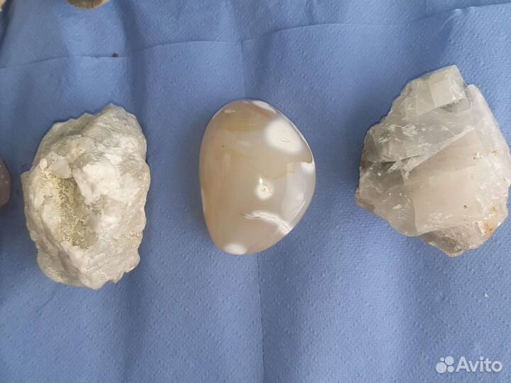 Натуральные минералы:Кварц,аметист,гетит