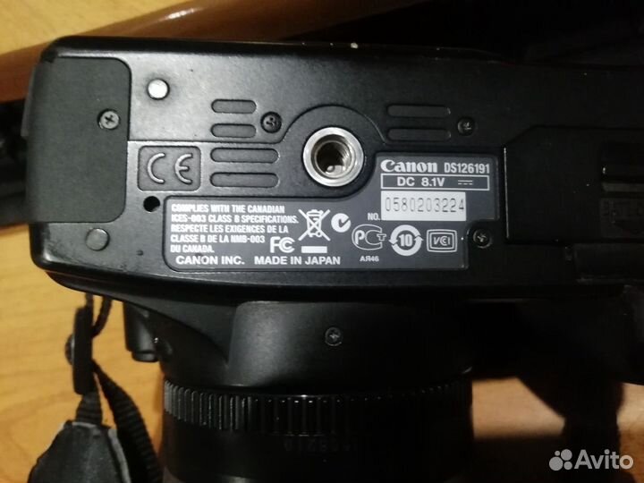 Зеркальный фотоаппарат