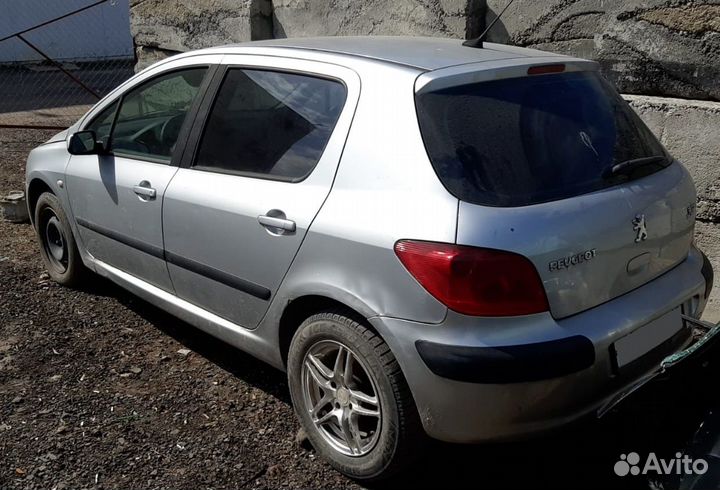 Разбор Peugeot 307