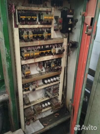 Фрезерный станок 6Т82Г