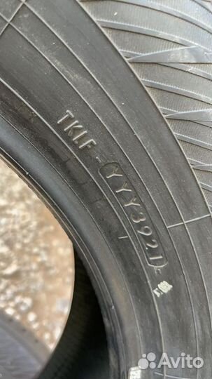 Yokohama IceGuard Stud IG65 215/65 R17 103T