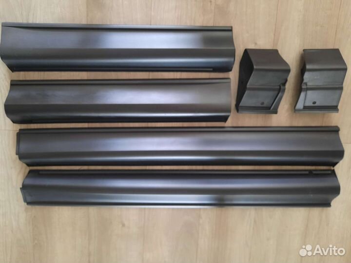 Продам автозапчасти на мазда сх5 - обвес порогов