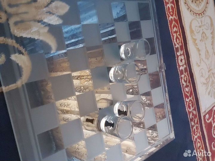 Подарочные шахматы. Торг