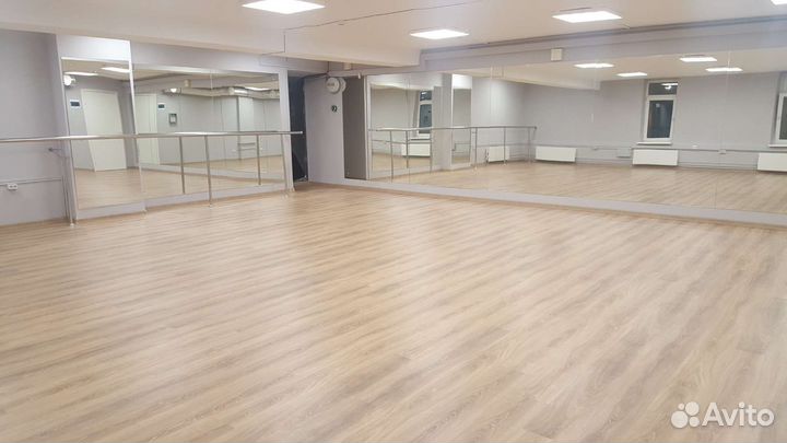 Зал для танцев 70 м²