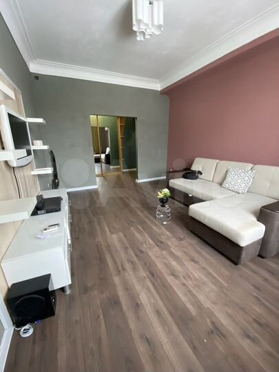 2-к. квартира, 60 м², 3/3 эт.