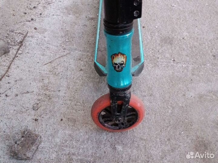 Трюковой самокат