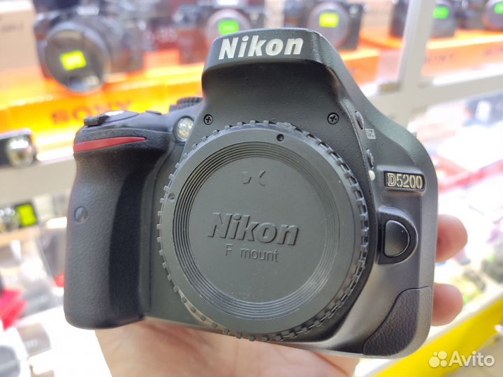 Nikon D5200 Body пробег 14.435 кадров Ростест