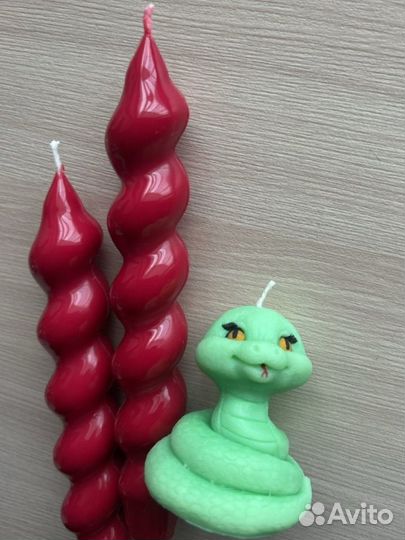 Свечи столовые и свеча змейка
