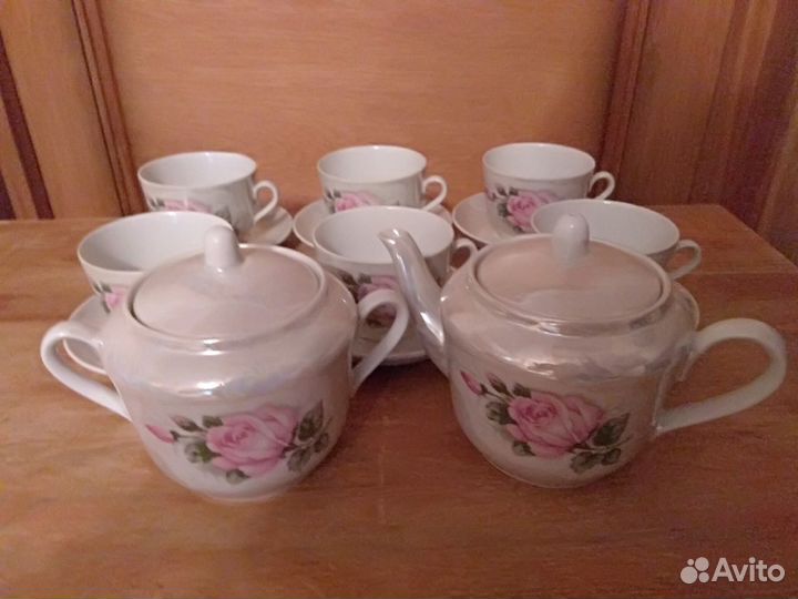 Новый перламутровый чайный сервиз 