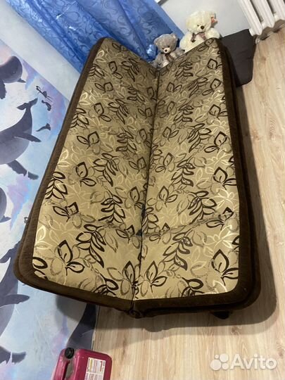 Продам диван б/у