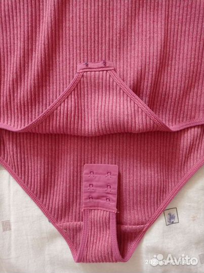 Свитер боди женский 42 Romee, Moremio актуально