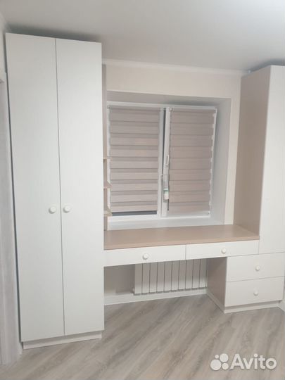 Стол рабочая зона в2390 х ш2590 х г500