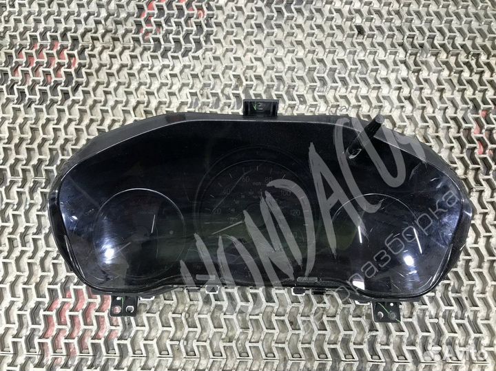 Щиток приборов (приборная панель) Honda HR-V