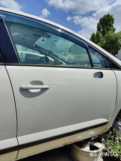 Peugeot 3008 дверь передняя правая