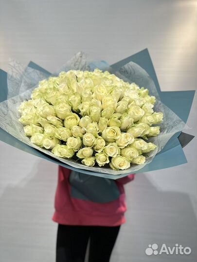 Букет роз / 101 белая роза / доставка цветов