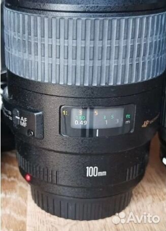 Объектив Canon EF 100mm f/2.8 Macro