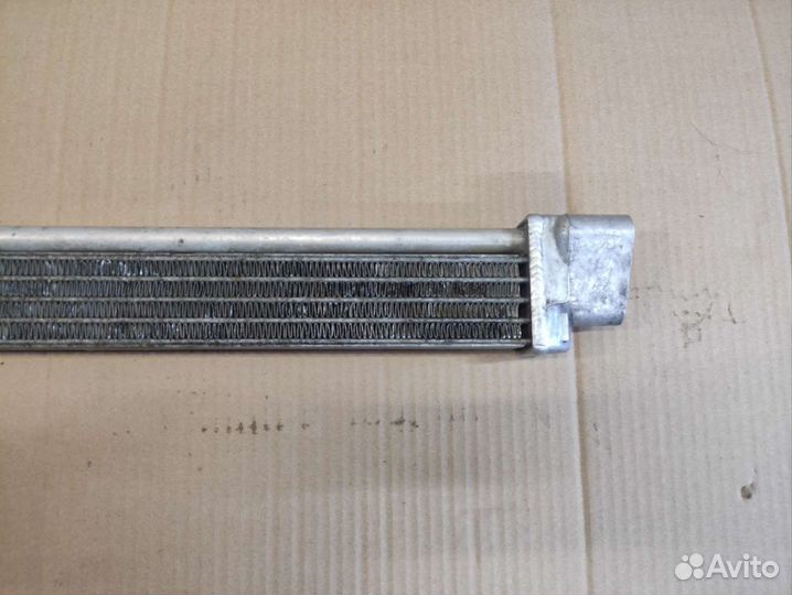 Радиатор масляный BMW E65 E66 735i 745i 760