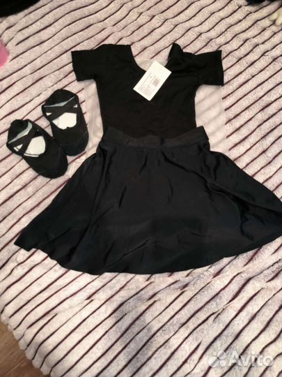 Купальник гимнастический и чешки