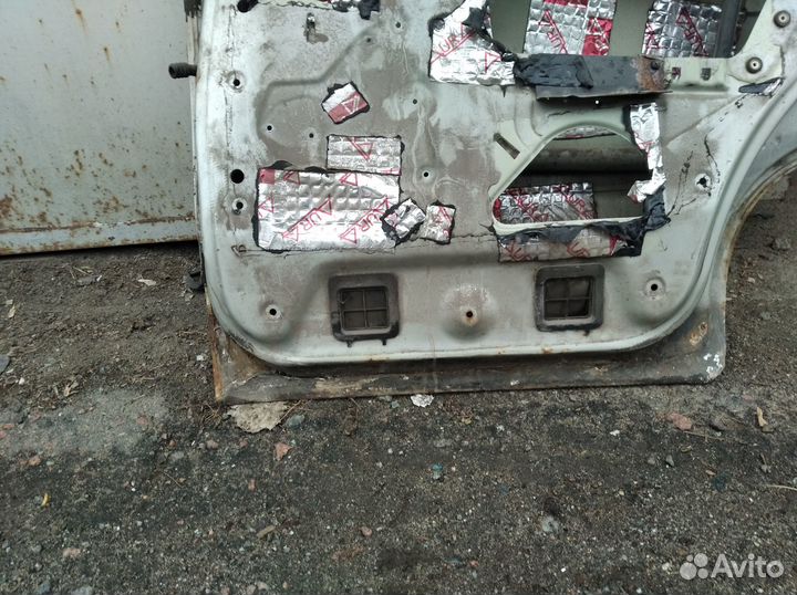 Дверь Дэу Нексия задняя правая