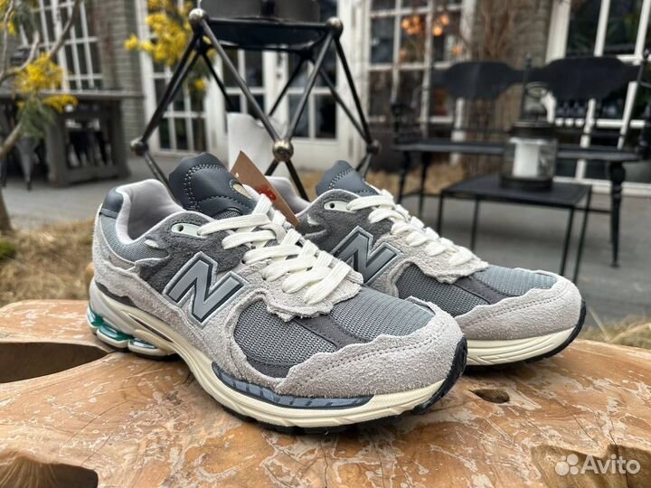 Кроссовки NEW balance 2002r light grey