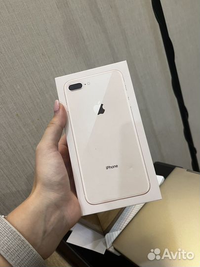 iPhone 8 Plus, 64 ГБ