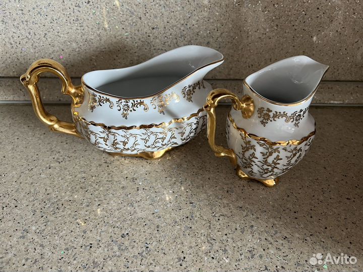 Соусница и молочник
