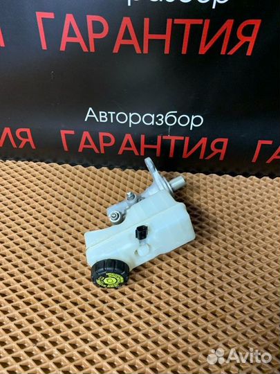 Главный тормозной цилиндр Renault Logan 2 K7MA812