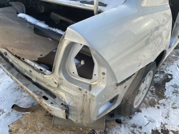 Крыло заднее правое Toyota Corolla E120 3zzfe 2006