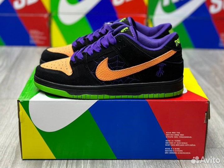 Кроссовки Nike SB Dunk Low Night of Mischief